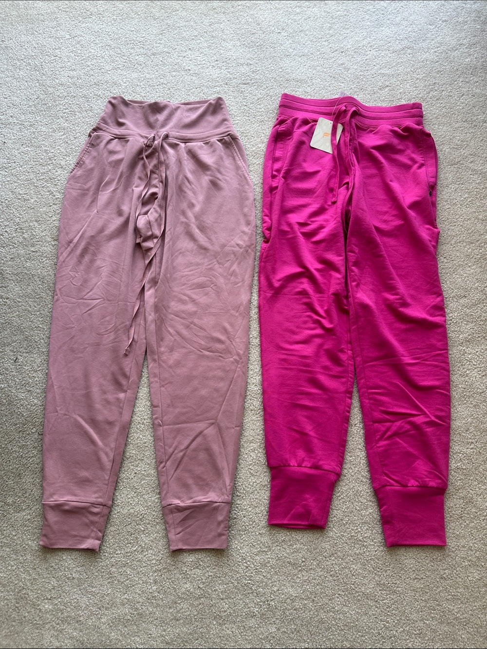 Women's Fabletics Soft Jogger Duo - Dusty Mauve & Bright Fuchsia - XXS